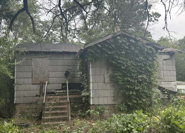 Property at 426 Hovey St, Gary, IN 46406, 2 beds, 1 bath