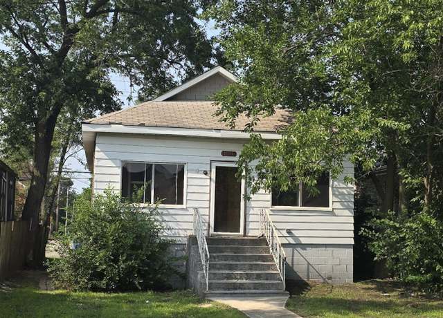 Property at 1014 W 19th Ave, Gary, IN 46407, 3 beds, 1 bath
