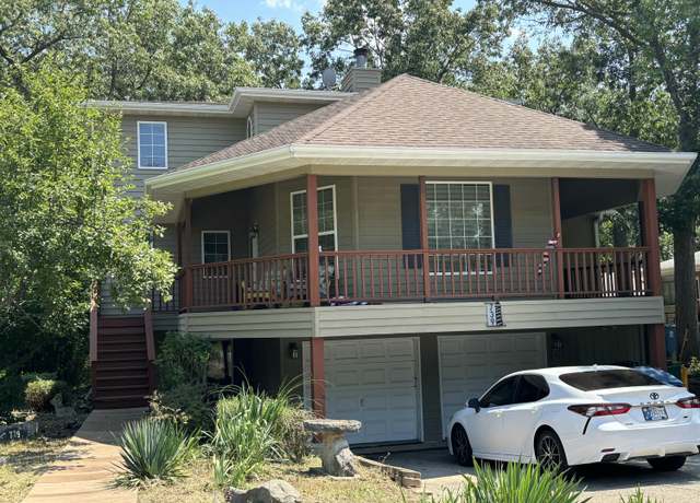 Property at 739 Montgomery St, Gary, IN 46403, 3 beds, 3 baths