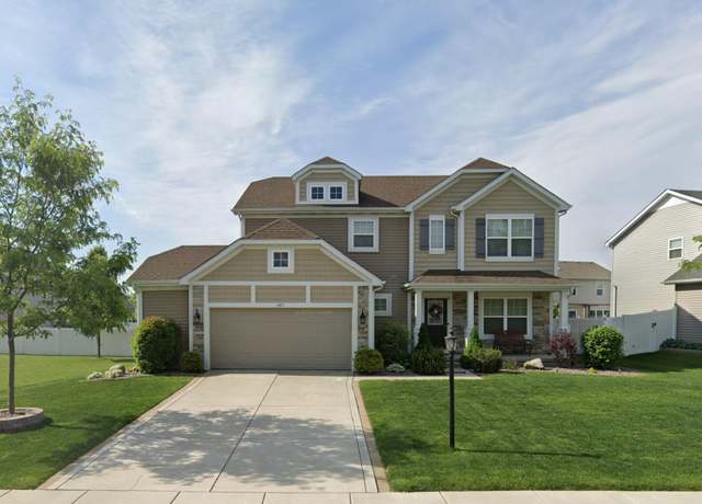 Property at 1471 Delos Marr Ave, Chesterton, IN 46304, 4 beds, 2.5 baths