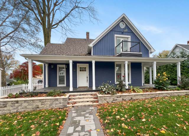 Property at 305 Michigan Ave, Valparaiso, IN 46383, 4 beds, 2 baths