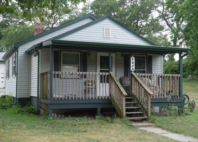 Property at 3615 E 35th Pl, Gary, IN 46405, 3 beds, 1 bath