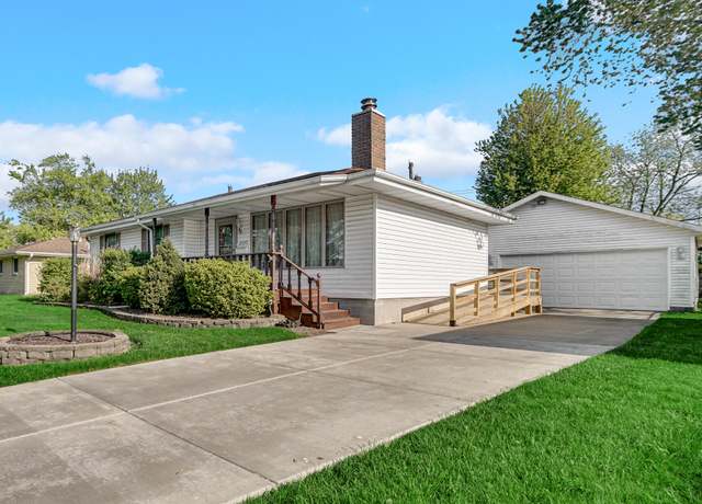 Property at 3106 44th St, Highland, IN 46322, 3 beds, 1.5 baths