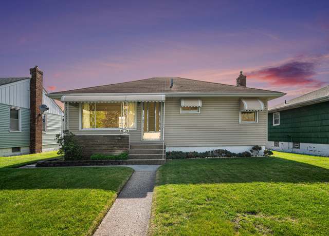 Property at 5615 Reading Ave, East Chicago, IN 46312, 3 beds, 1 bath