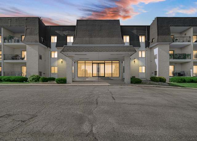 Property at 321 Deerpath Dr #105, Schererville, IN 46375, 2 beds, 1.5 baths