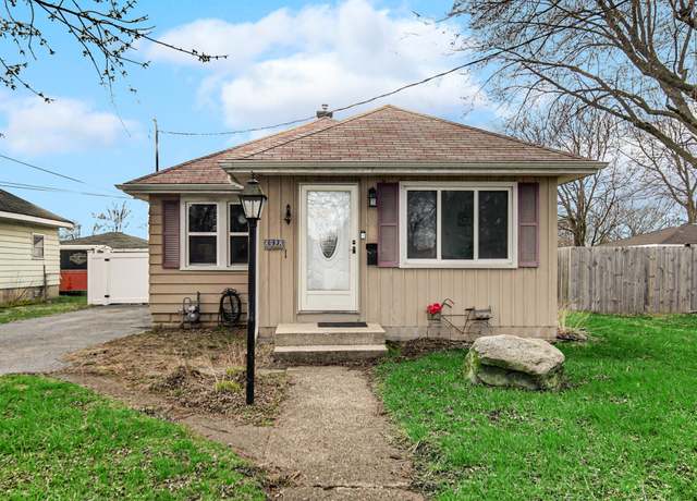 Property at 8928 Hook St, Highland, IN 46322, 4 beds, 2 baths