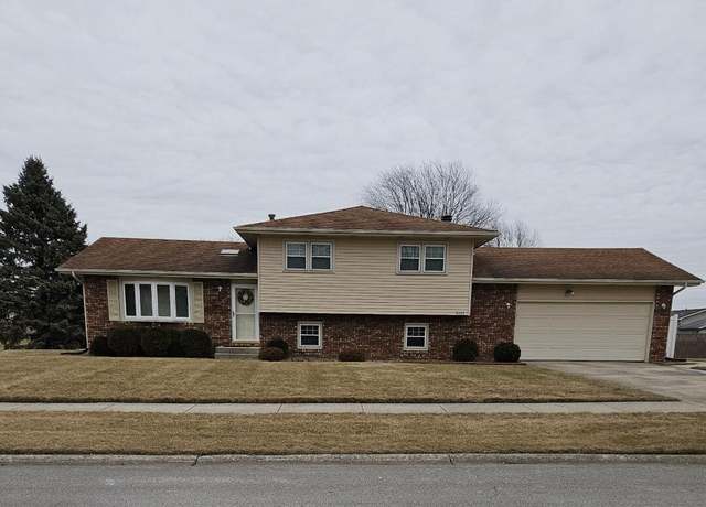 Property at 7471 Johnson St, Merrillville, IN 46410, 3 beds, 2 baths