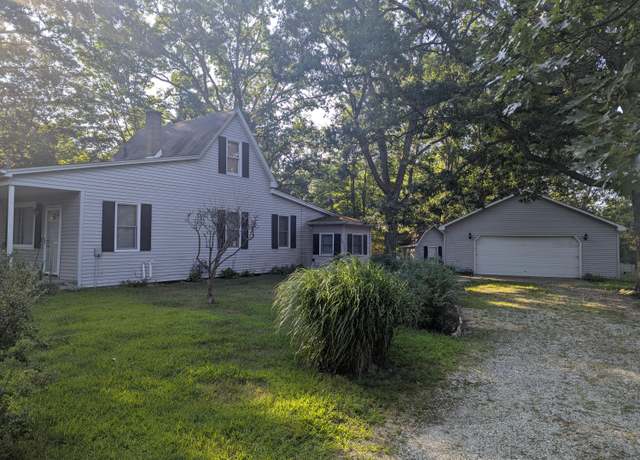 Property at 5522 Shady Oak Ln, Michigan City, IN 46360, 3 beds, 1 bath