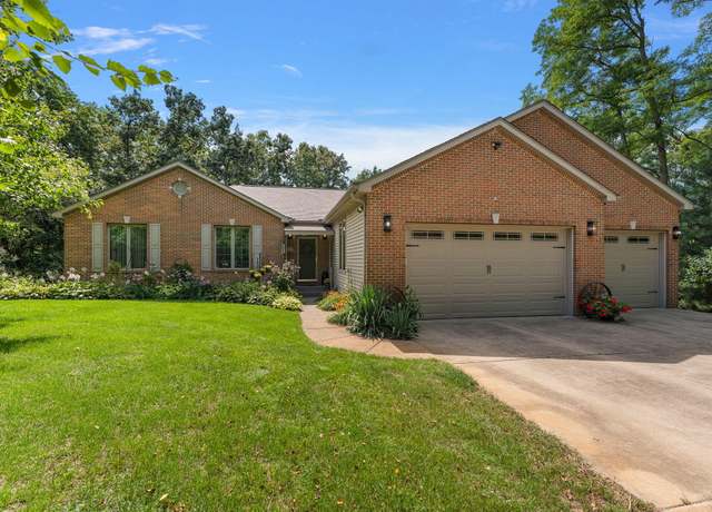 Property at 528 W 100 N, Valparaiso, IN 46385, 5 beds, 3 baths