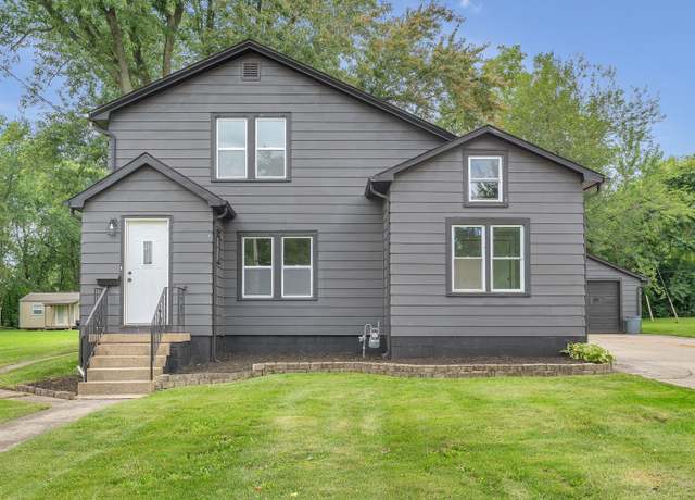 Property at 221 N West St, Crown Point, IN 46307, 3 beds, 2.5 baths