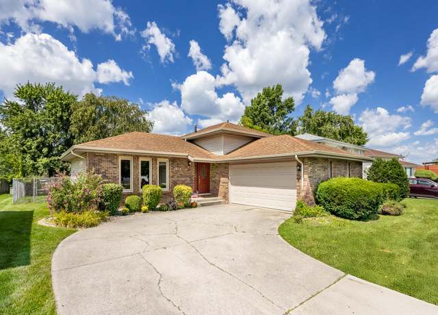 Property at 1012 Richmond Ct, Dyer, IN 46311, 3 beds, 2 baths