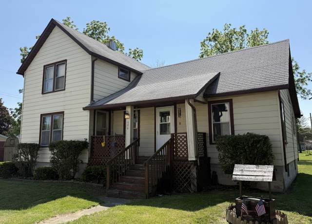 Property at 604 S Maple St, Kouts, IN 46347, 4 beds, 2 baths