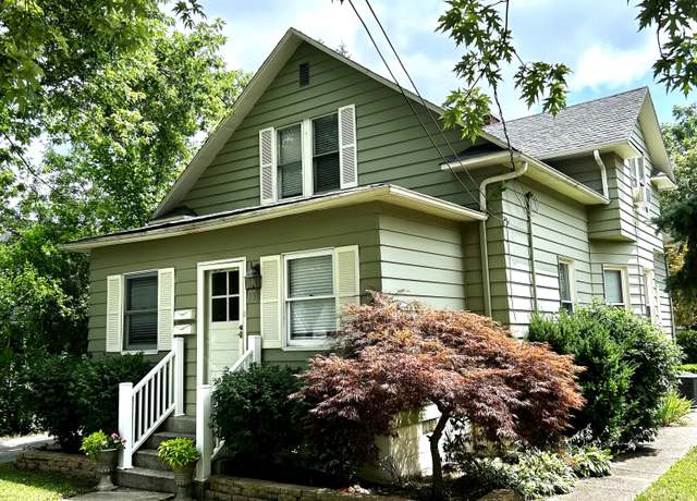Property at 138 N Grant St, Crown Point, IN 46307, 3 beds, 3 baths