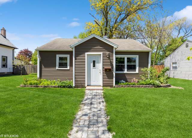 Property at 316 N Dwiggins Ave, Griffith, IN 46319, 2 beds, 1 bath