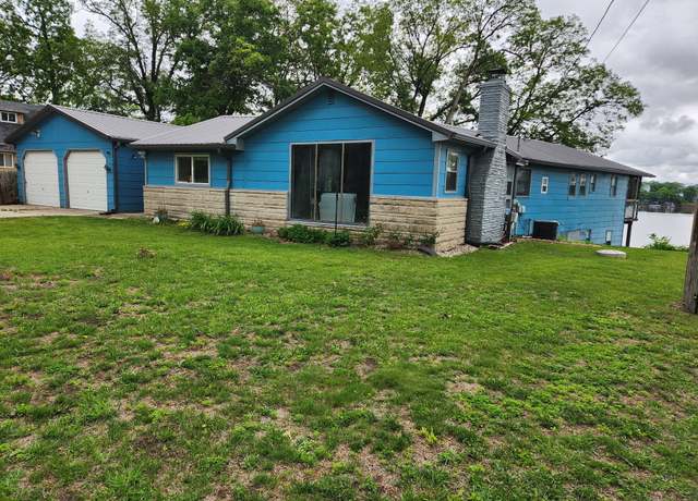 Property at 2951 N Lakeshore Dr, Monticello, IN 47960, 3 beds, 2.5 baths
