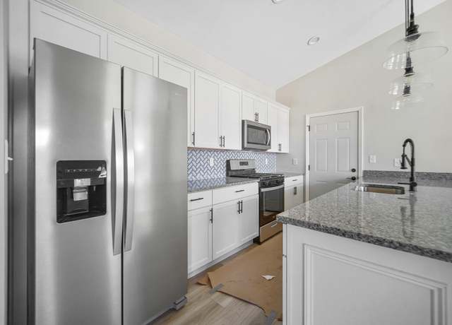 Property at 7465 Jennings Pl, Merrillville, IN 46410, 3 beds, 2 baths