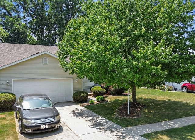 Property at 407 Galway Dr, Valparaiso, IN 46385, 4 beds, 3 baths