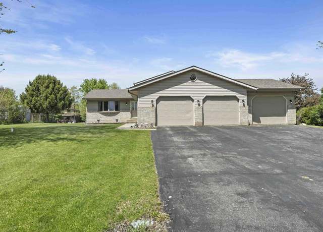 Property at 7538 71st Ct, Hobart, IN 46342, 4 beds, 3 baths