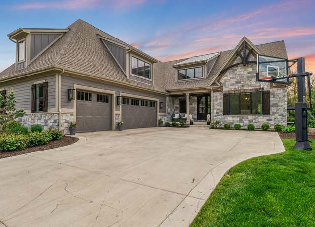 Property at 3703 Brigata Dr, Valparaiso, IN 46385, 5 beds, 4.5 baths