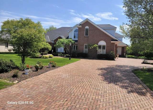 Property at 955 Killarney Dr, Dyer, IN 46311, 5 beds, 6 baths
