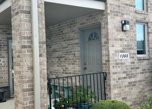 Property at 1368 Lehman Dr, Crown Point, IN 46307, 2 beds, 2 baths