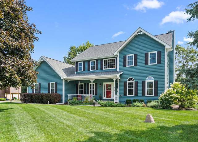 Property at 513 Kinsale Ct, Valparaiso, IN 46385, 4 beds, 3.5 baths