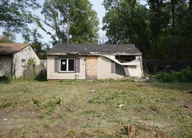 Property at 1327 Dakota St, Gary, IN 46403, 2 beds, 1 bath