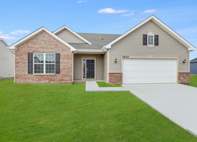 Property at 10972 Thomas St, Winfield, IN 46307, 3 beds, 2 baths
