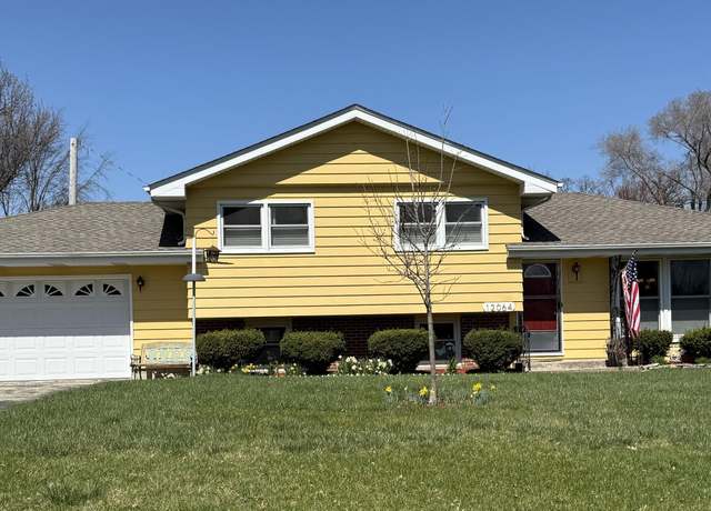 Property at 12064 N Oakwood Dr, St. John, IN 46373, 3 beds, 2 baths