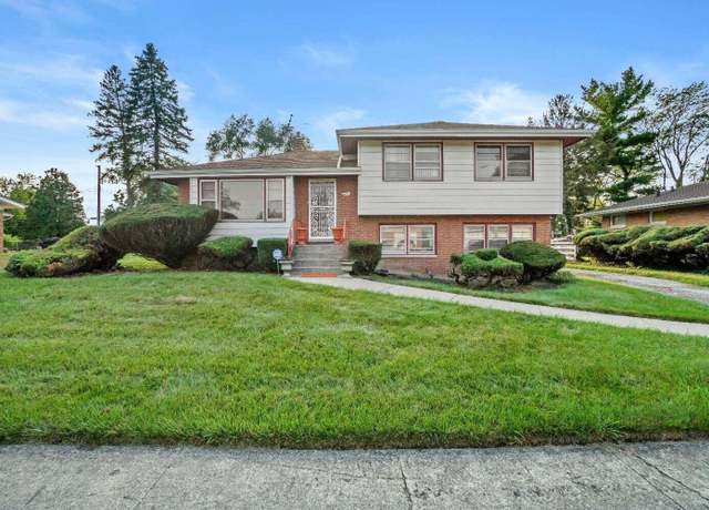 Property at 5450 Buchanan St, Merrillville, IN 46410, 3 beds, 2 baths