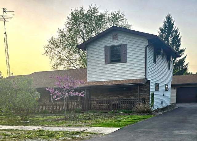 Property at 507 Albert St, Valparaiso, IN 46383, 4 beds, 2 baths