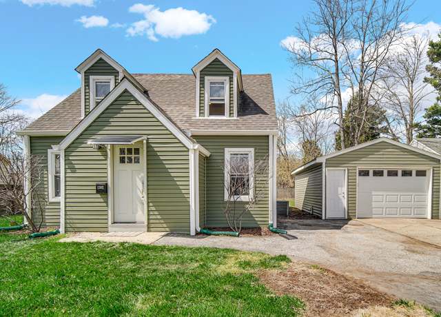 Property at 1303 Valparaiso St, Valparaiso, IN 46383, 2 beds, 1 bath