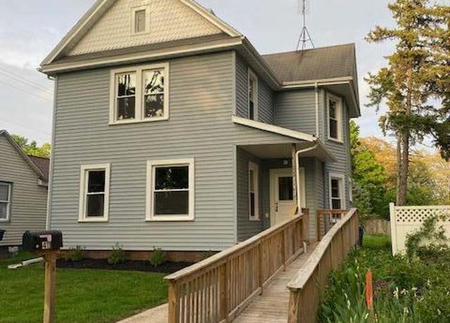 Property at 411 E St, La Porte, IN 46350, 4 beds, 2 baths