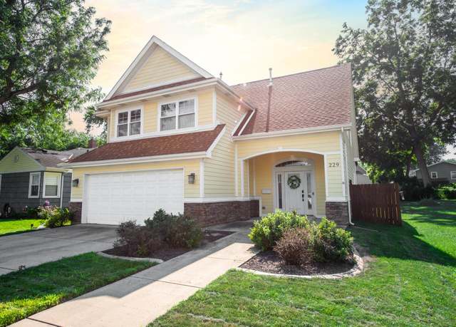 Property at 229 N Court St, Crown Point, IN 46307, 3 beds, 2.5 baths