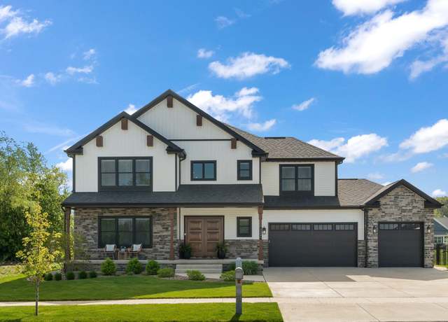 Property at 11241 Oak Ridge Ct, Winfield, IN 46307, 5 beds, 2.5 baths