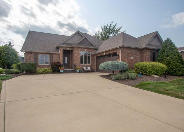 Property at 90 Bergamo Ct, Crown Point, IN 46307, 3 beds, 2 baths