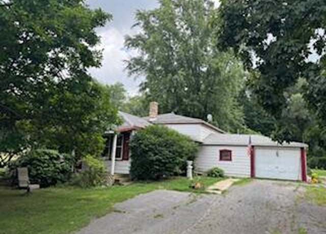 Property at 9323 W 85th Ave, Schererville, IN 46375, 3 beds, 2 baths