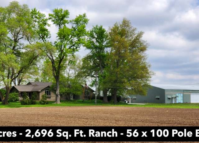 Property at 1530 W Clark St, Rensselaer, IN 47978, 3 beds, 2.5 baths