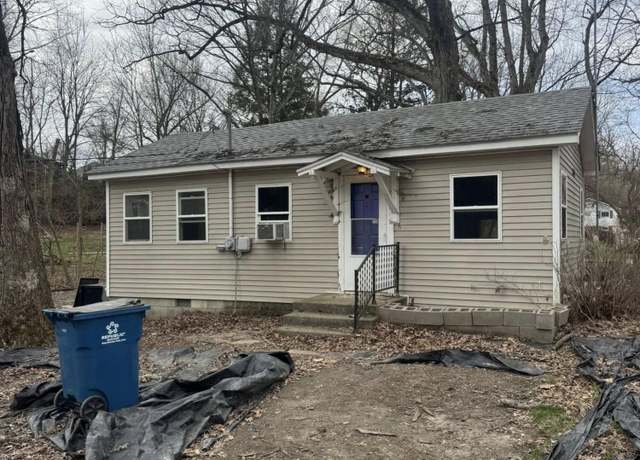 Property at 1308 Oriole Rd, Valparaiso, IN 46383, 1 bed, 1 bath