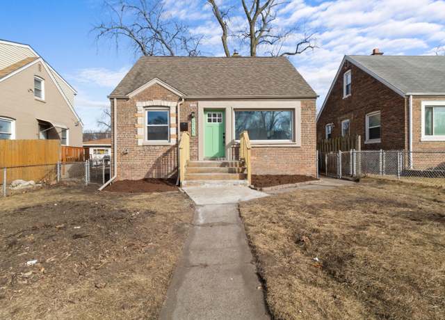 Property at 6707 Schneider Ave, Hammond, IN 46323, 3 beds, 2 baths