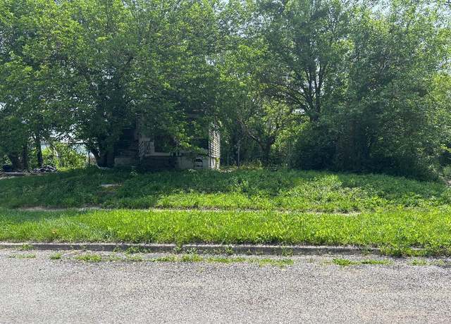 Property at 2693 Polk Pl, Gary, IN 46407, 1 bath