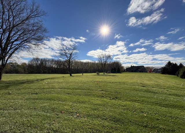 Property at 3255 Climbing Tree Ct, Valparaiso, IN 46385