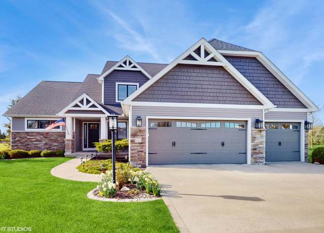 Property at 116 Lavender Ct, New Carlisle, IN 46552, 5 beds, 3.5 baths