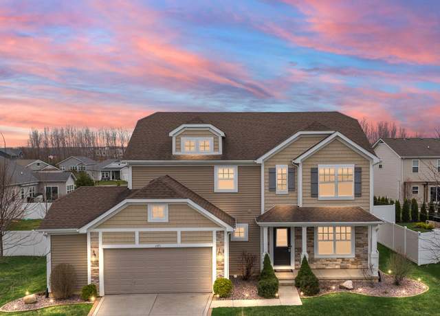 Property at 1471 Delos Marr Ave, Chesterton, IN 46304, 4 beds, 2.5 baths