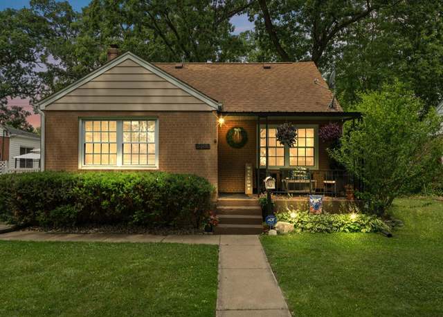 Property at 308 N California St, Hobart, IN 46342, 4 beds, 1.5 baths