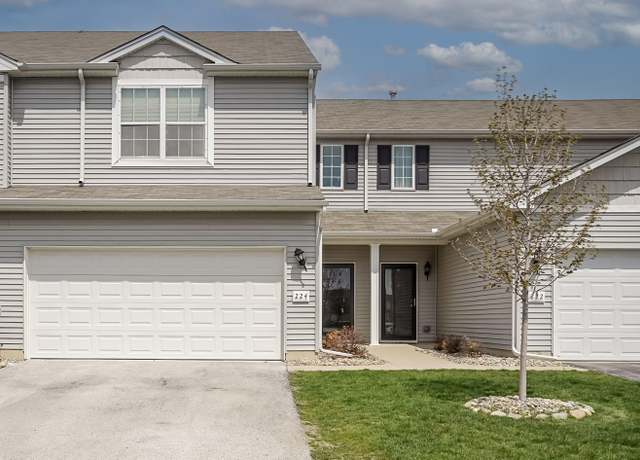 Property at 224 Sweetbriar Ct, Lowell, IN 46356, 2 beds, 1.5 baths