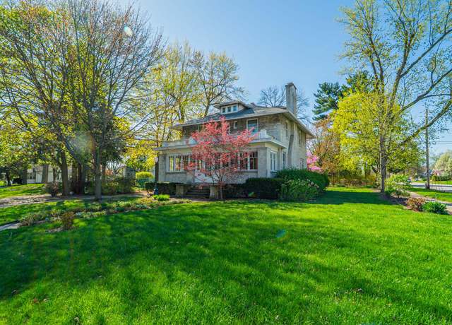 Property at 531 E Joliet St, Crown Point, IN 46307, 4 beds, 2 baths
