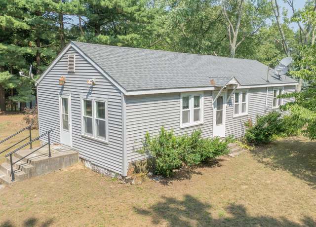 Property at 9702 N 300 E, Wheatfield, IN 46392, 1 bed, 1 bath