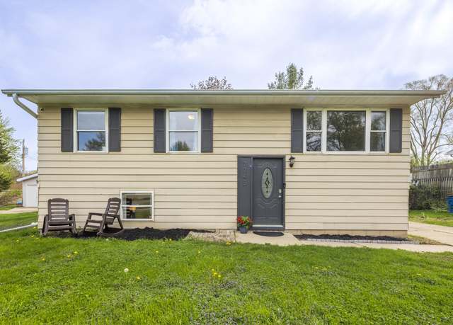 Property at 7745 Durbin St, Schererville, IN 46375, 4 beds, 2 baths