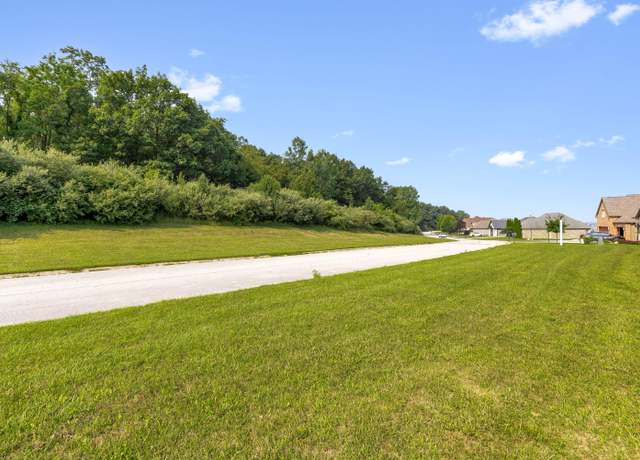 Property at 10525 Erie Dr E, Winfield, IN 46307